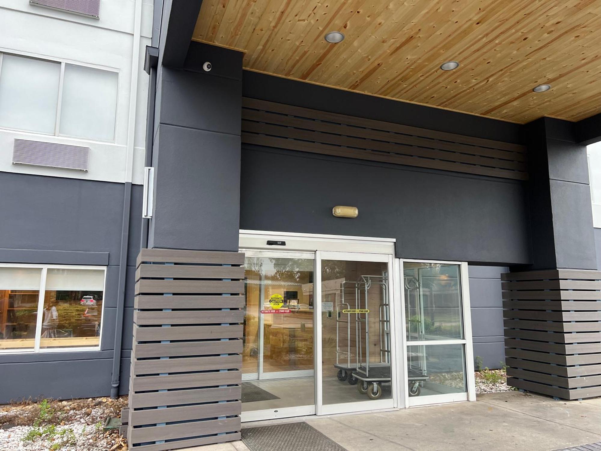 Country Inn & Suites By Radisson, Lsu - Medical Corridor Baton Rouge Exterior foto